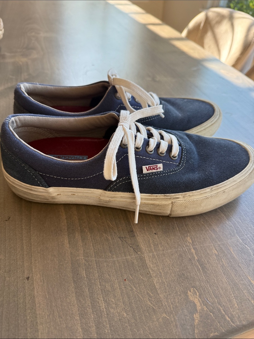 Vans Navy Classic Ultra Cush Sneakers size 10.5 - Picture 2 of 6